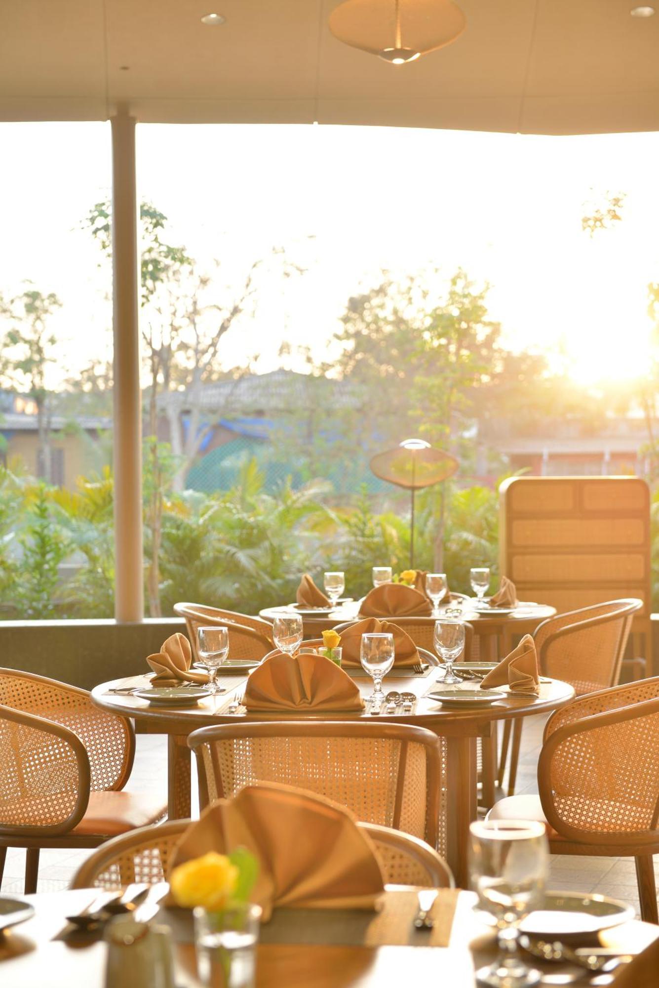 Urbane By Treat Daman Hotel Exterior photo