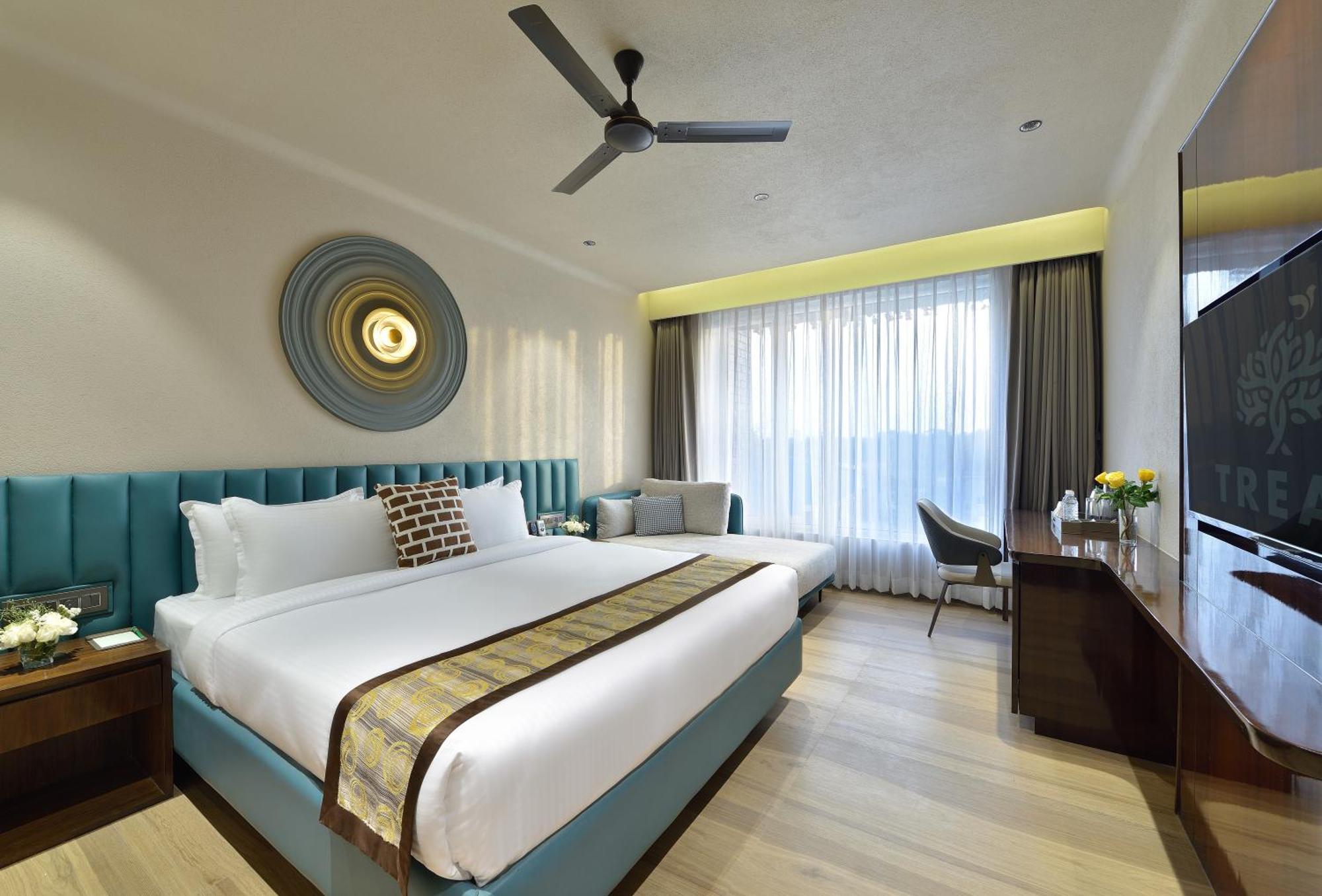 Urbane By Treat Daman Hotel Exterior photo